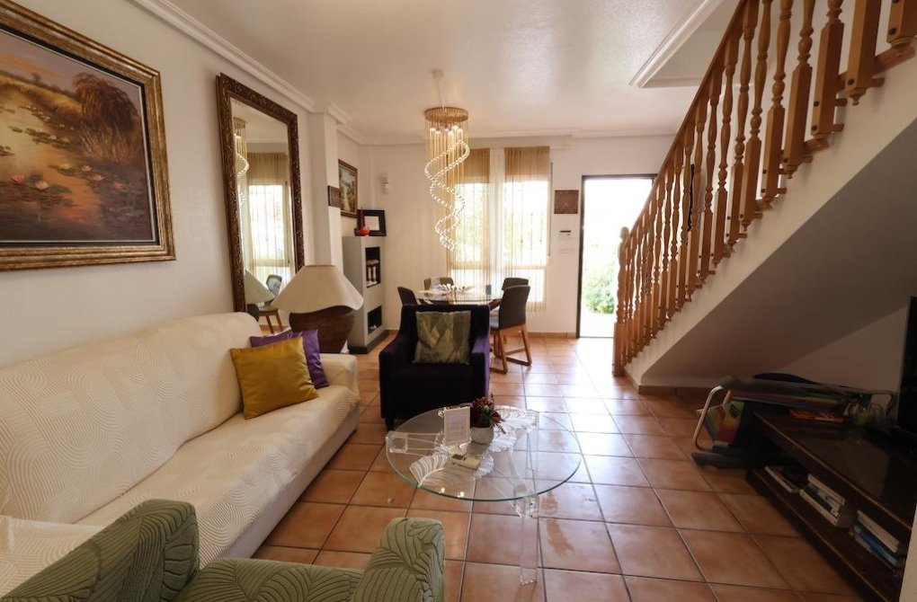 Resale - Chalet - Orihuela Costa - Cabo Roig