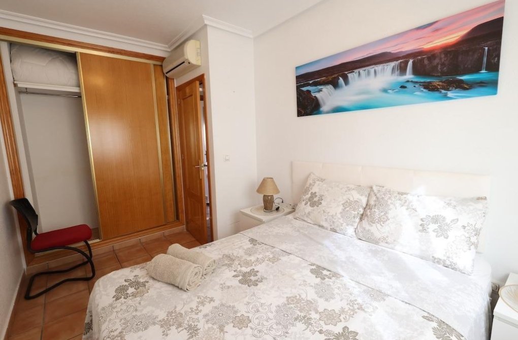 Resale - Chalet - Orihuela Costa - Cabo Roig