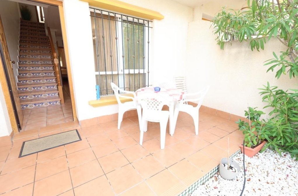 Resale - Chalet - Orihuela Costa - Cabo Roig