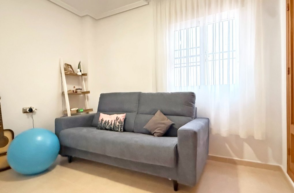 Rynek wtórny - Apartament - Orihuela Costa - Lomas de Cabo Roig