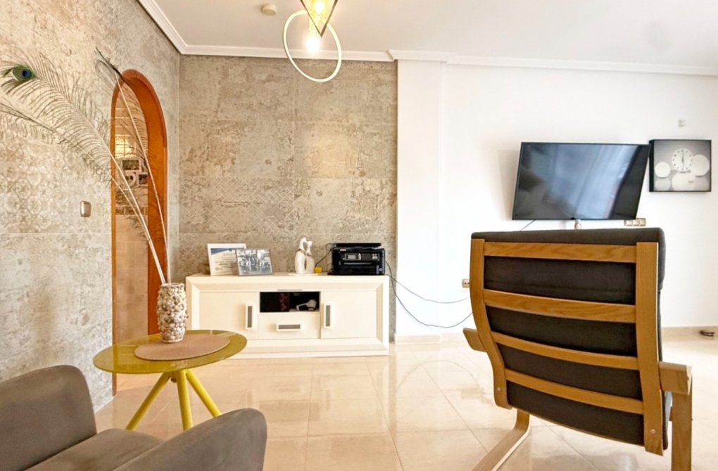 Rynek wtórny - Apartament - Orihuela Costa - Lomas de Cabo Roig