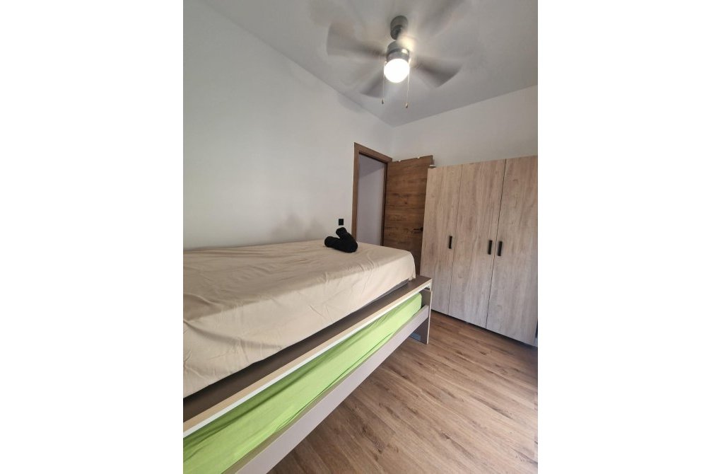 Resale - Bungalow - Torrevieja - Los altos