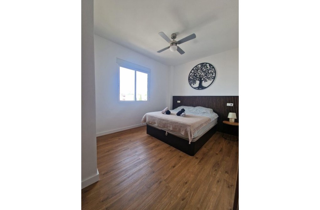 Resale - Bungalow - Torrevieja - Los altos