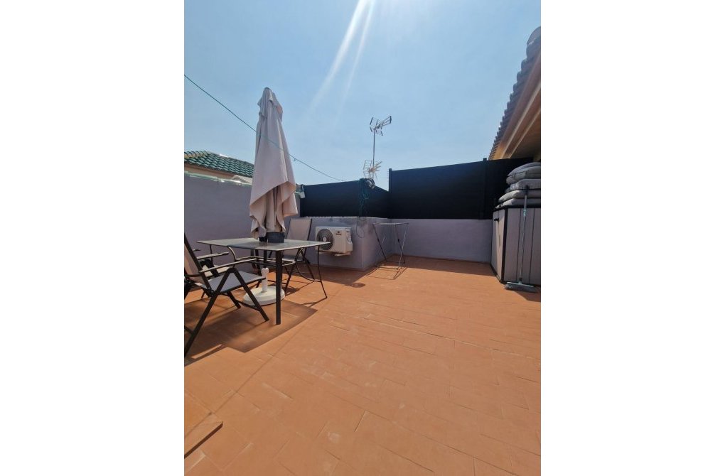 Resale - Bungalow - Torrevieja - Los altos