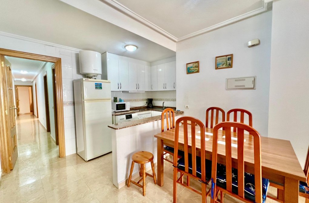 Resale - Apartment - Torrevieja - Habaneras