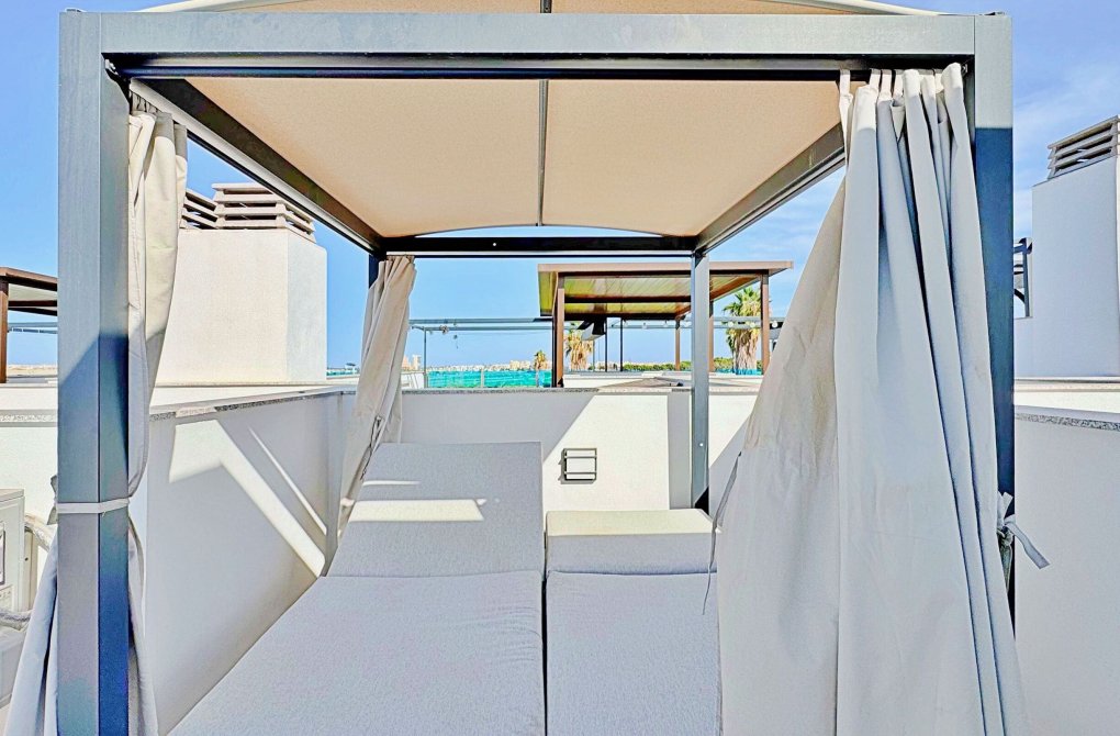 Resale - Townhouse - Torrevieja - Los balcones