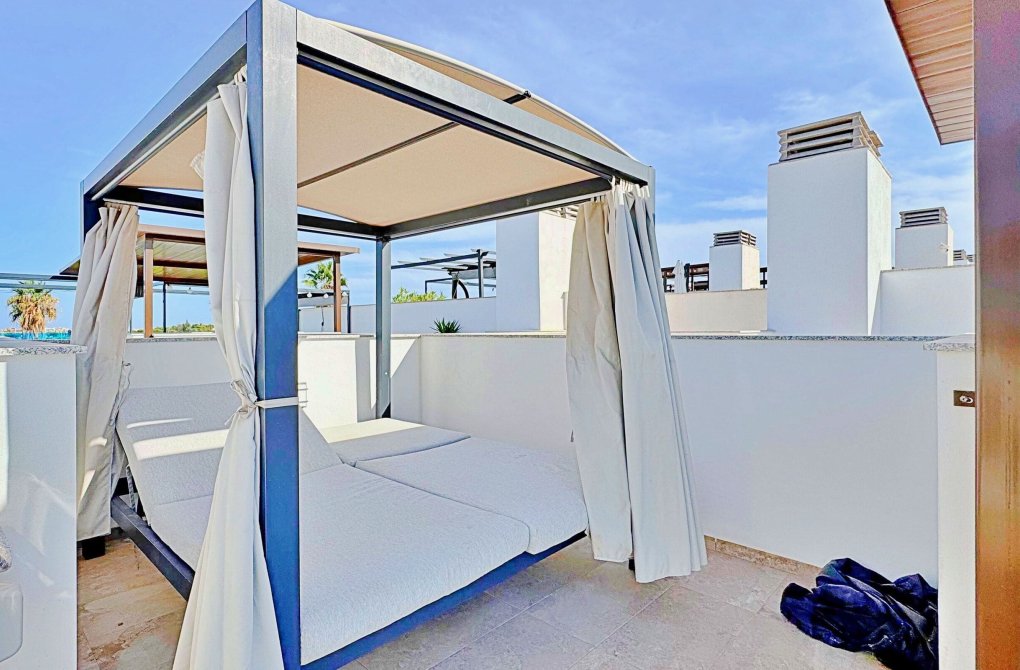 Resale - Townhouse - Torrevieja - Los balcones