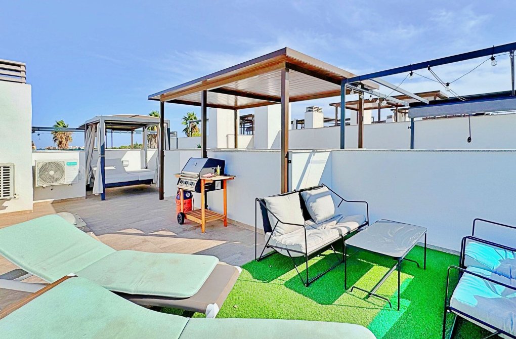 Resale - Townhouse - Torrevieja - Los balcones