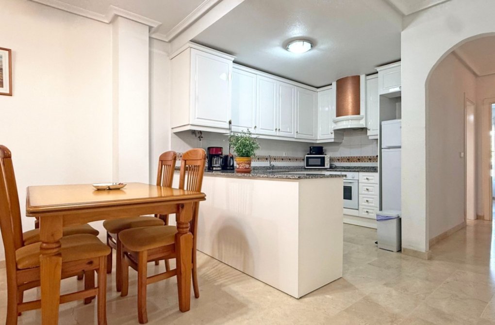 Resale - Apartment - Orihuela Costa - Villamartín