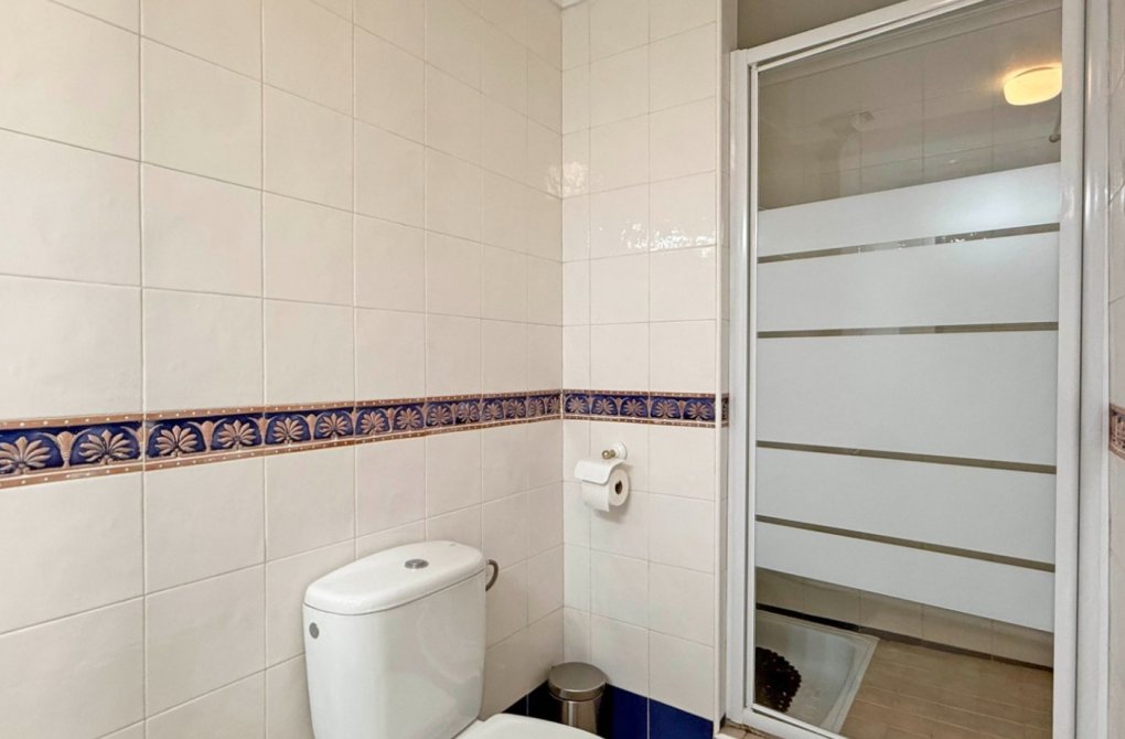 Resale - Apartment - Orihuela Costa - Villamartín