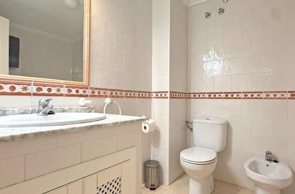 Resale - Apartment - Orihuela Costa - Villamartín