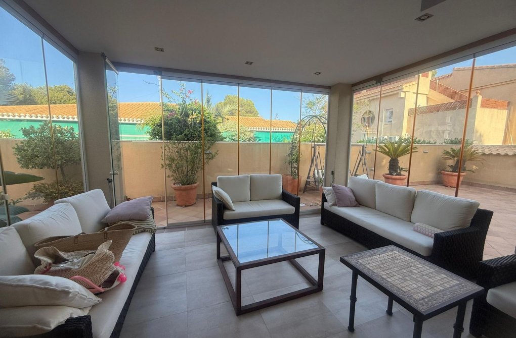Resale - house - Orihuela Costa - Altos de Campoamor