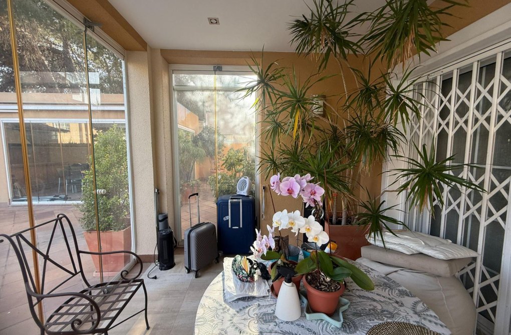 Resale - house - Orihuela Costa - Altos de Campoamor