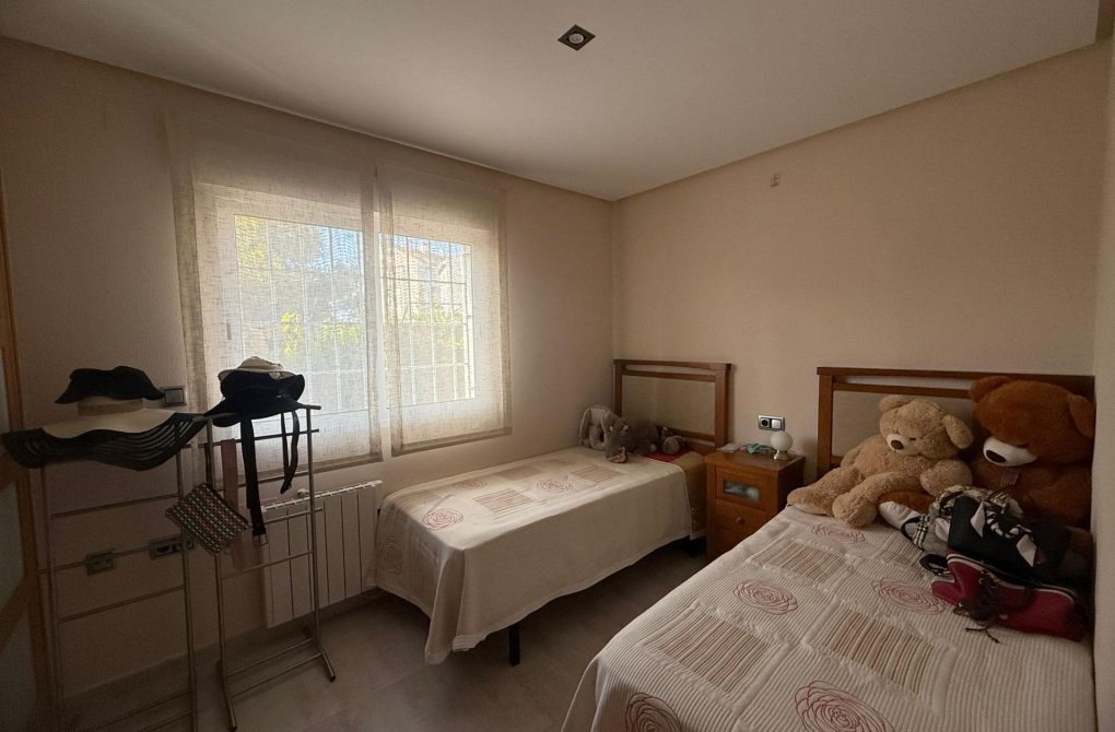 Resale - house - Orihuela Costa - Altos de Campoamor