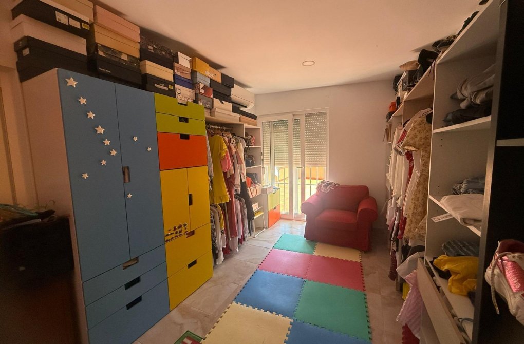 Resale - house - Orihuela Costa - Altos de Campoamor