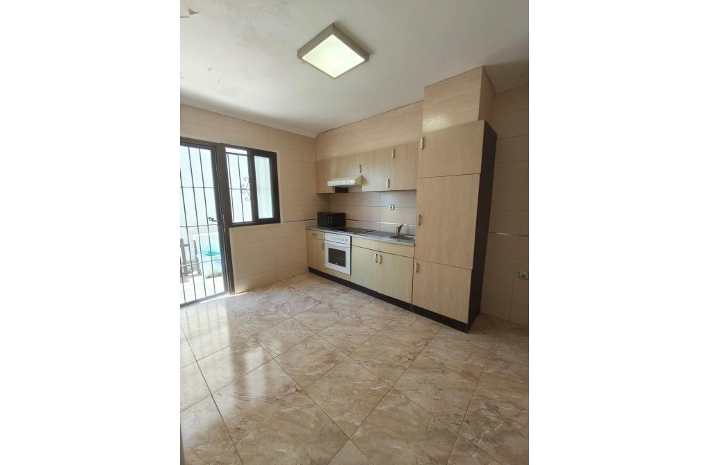 Resale - Triplex - Torrevieja - Punta prima