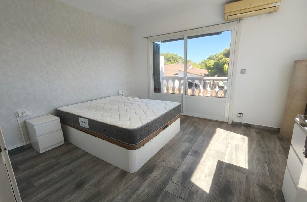 Resale - Triplex - Torrevieja - Punta prima