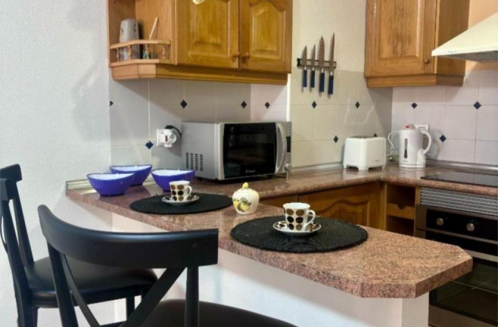 Resale - Apartment - Orihuela Costa - Campoamor