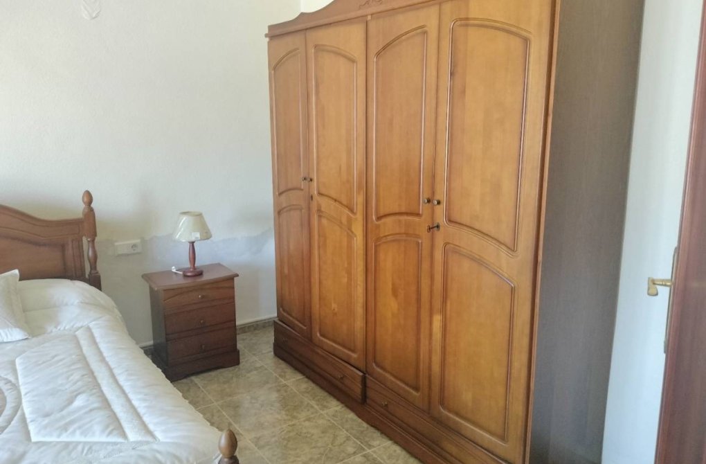 Resale - Finca / Country Property - Rojales - Cuidad Quesada