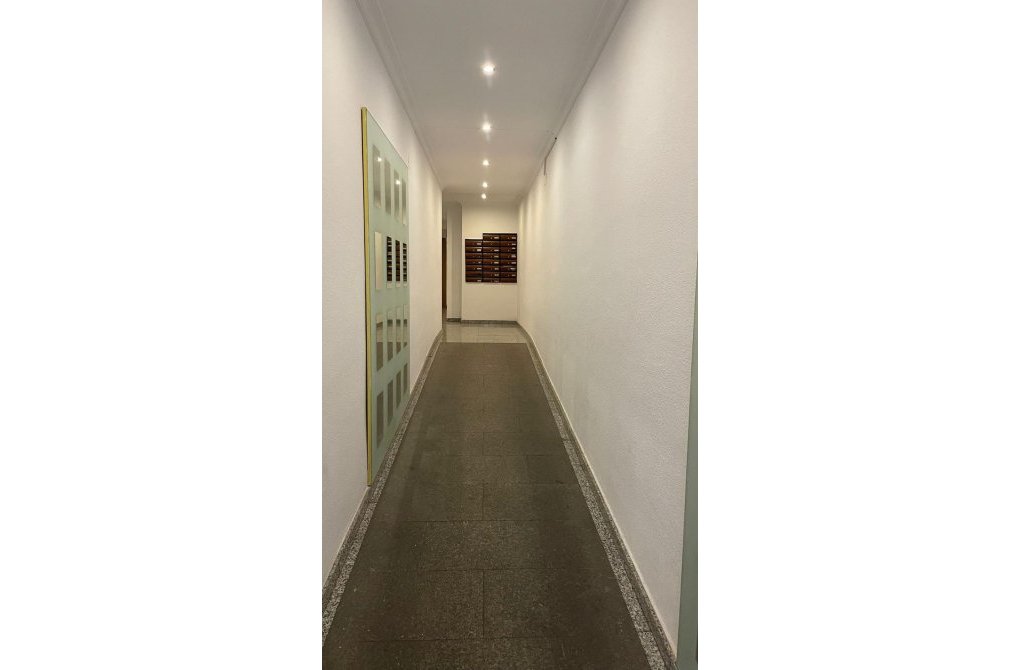 Resale - Apartment - Torrevieja - Playa del cura