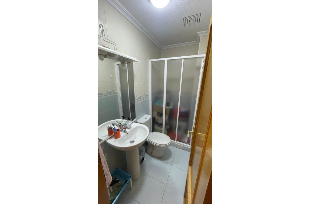 Resale - Apartment - Torrevieja - Playa del cura