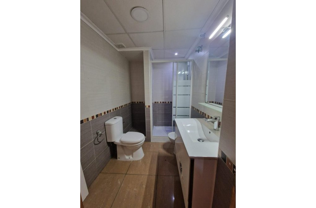 Resale - Apartment - Torrevieja - Estacion de autobuses