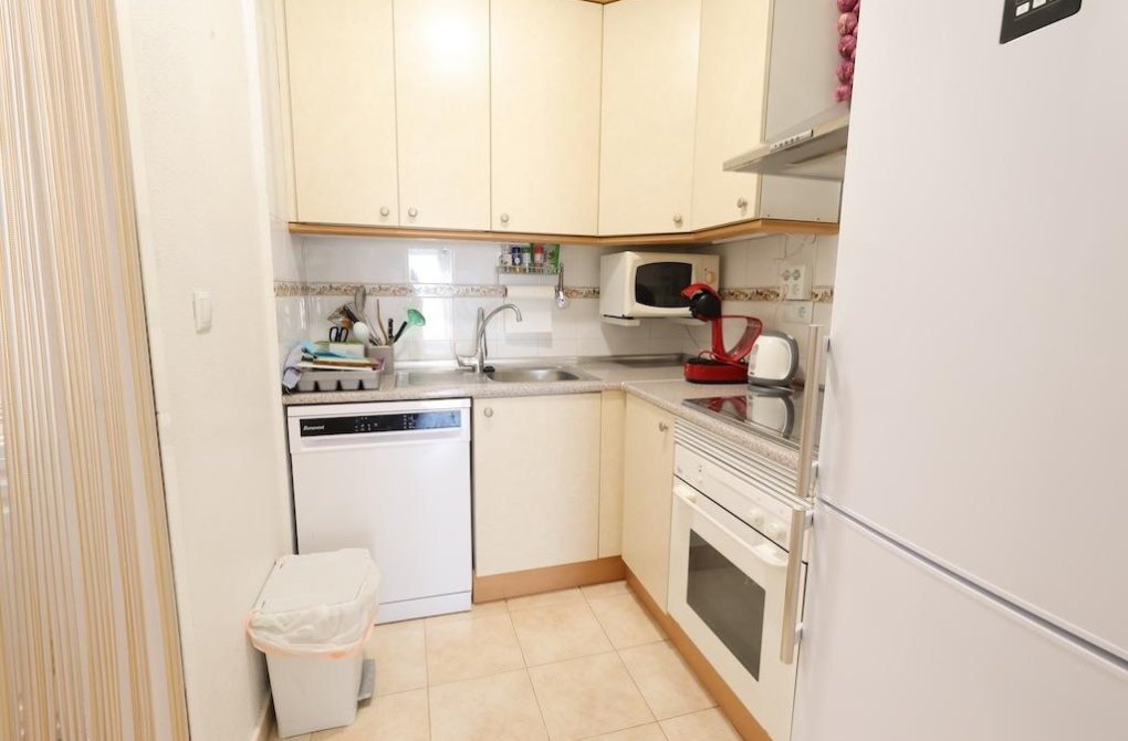 Resale - Apartment - Orihuela Costa - La Zenia