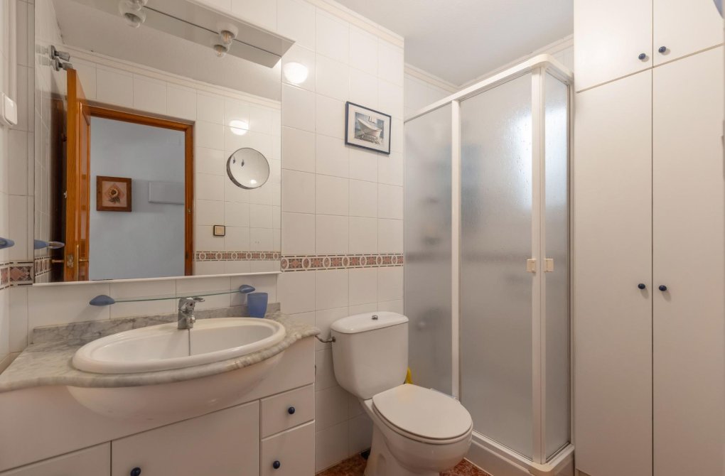 Resale - Apartment - Torrevieja - Centro