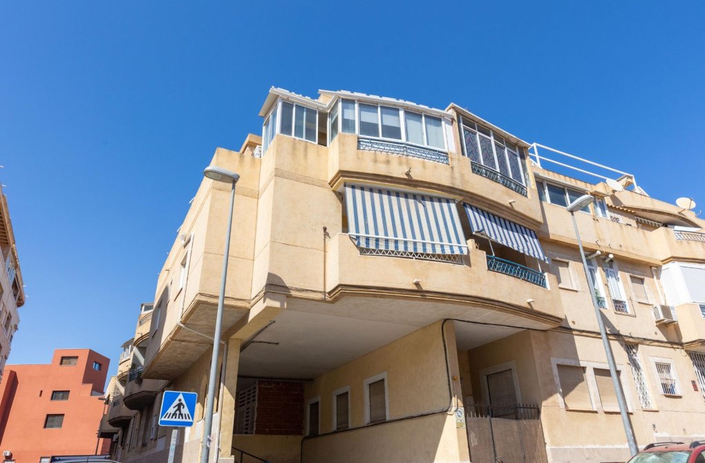 Resale - Apartment - Torrevieja - Centro