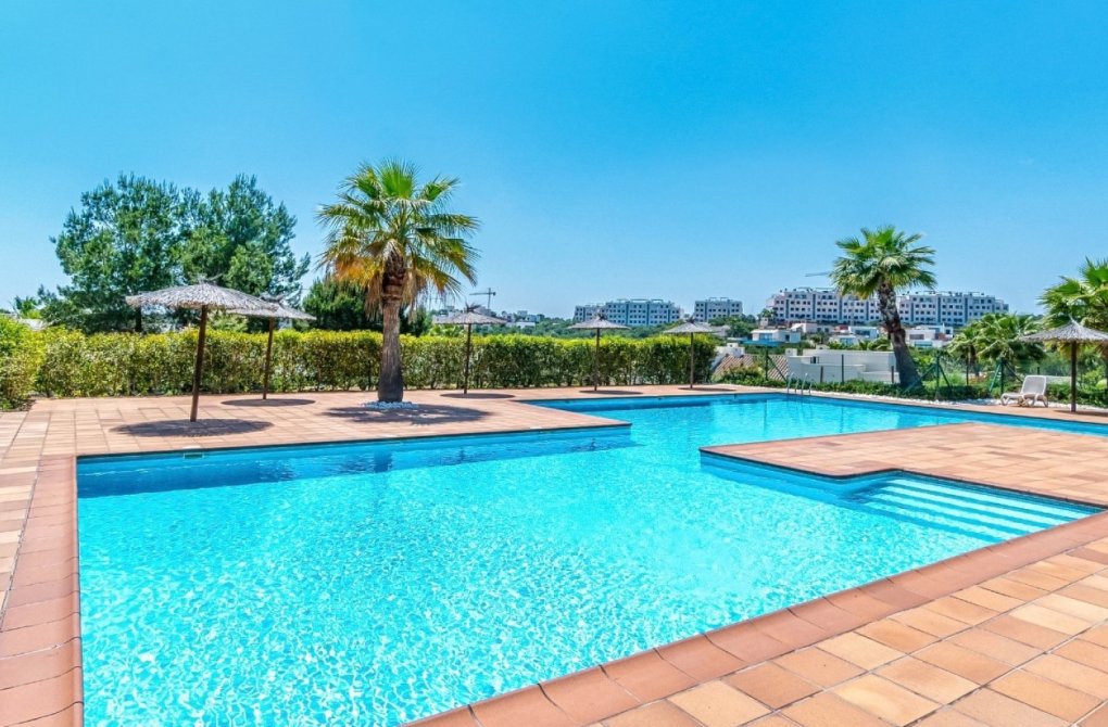 Resale - Apartment - Orihuela Costa - Las Colinas Golf