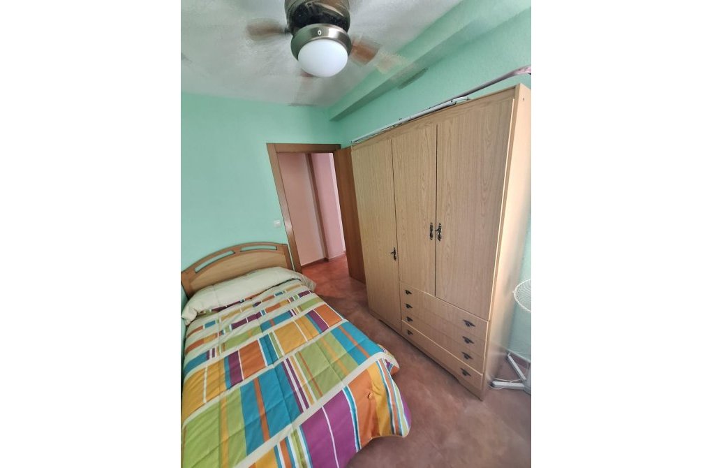 Resale - Apartment - Torrevieja - Playa del cura