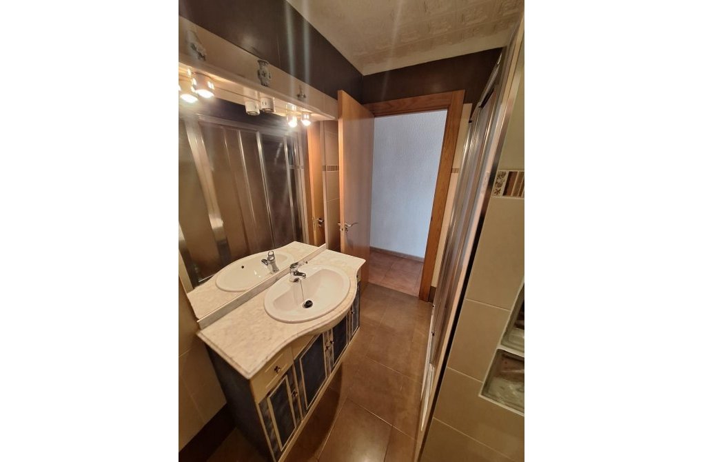 Resale - Apartment - Torrevieja - Playa del cura