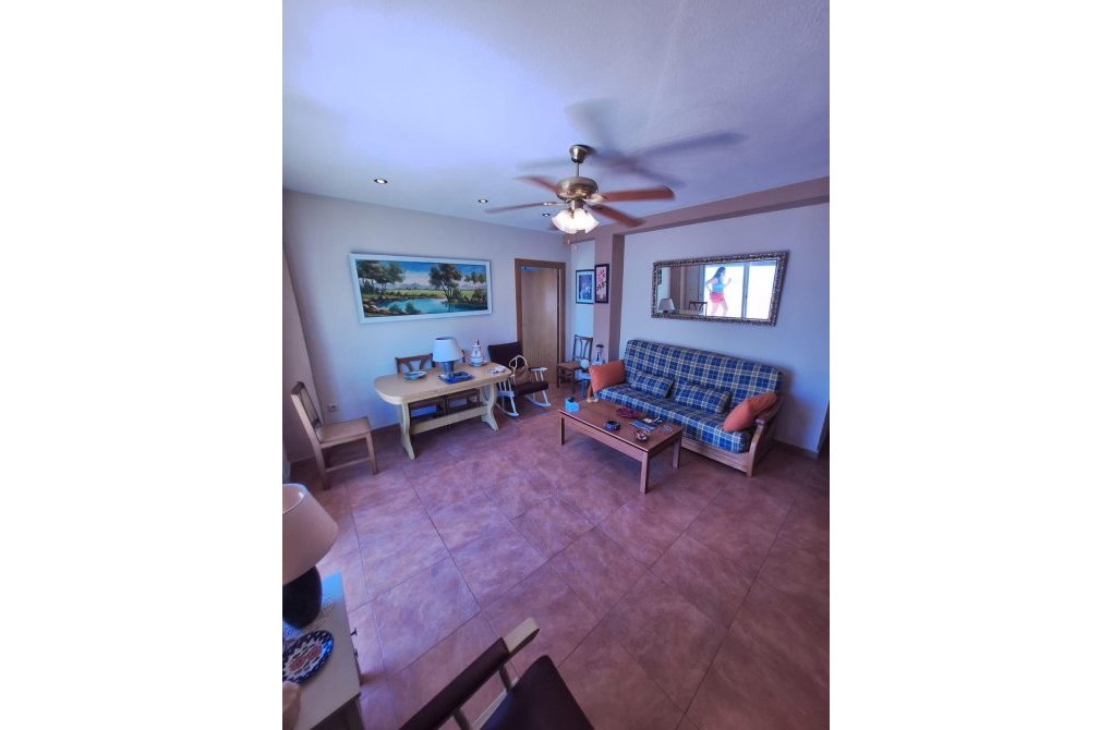 Resale - Apartment - Torrevieja - Playa del cura