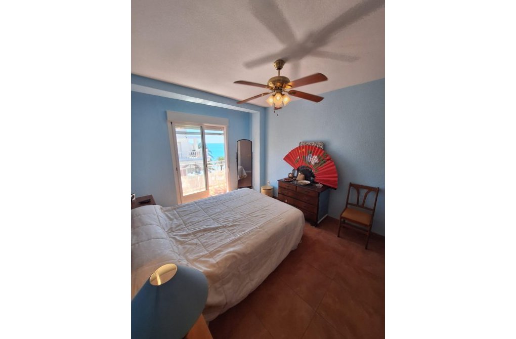 Resale - Apartment - Torrevieja - Playa del cura