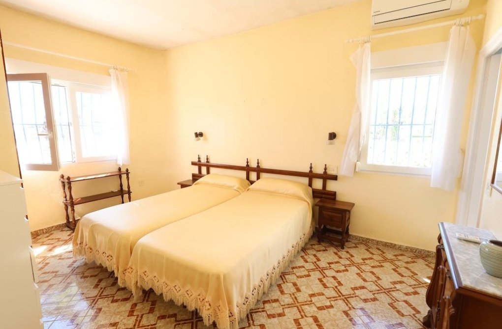 Rynek wtórny - Szalet - Cabo Roig - Cala Capitan