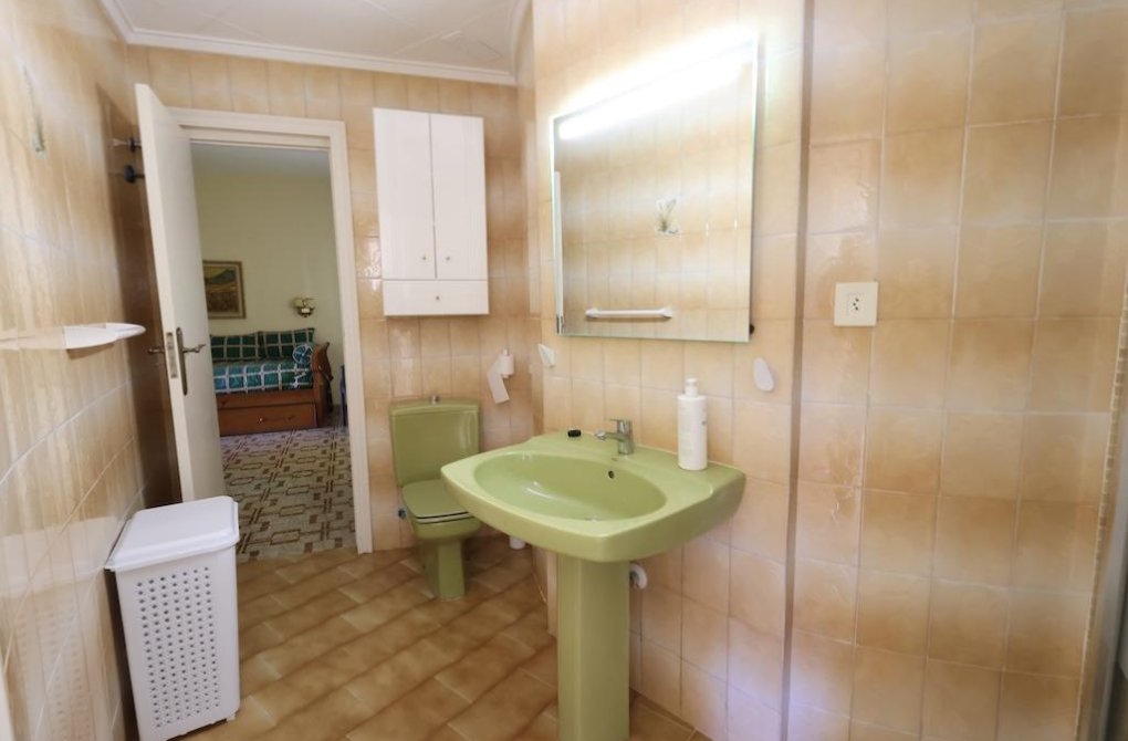 Rynek wtórny - Szalet - Cabo Roig - Cala Capitan