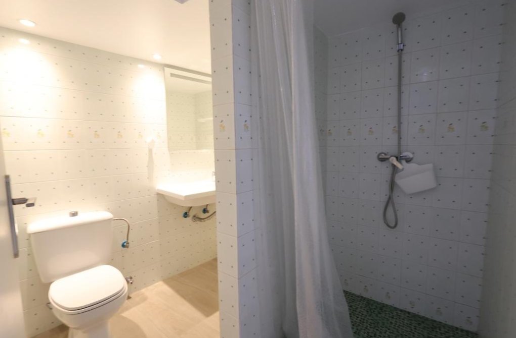 Rynek wtórny - Szalet - Cabo Roig - Cala Capitan