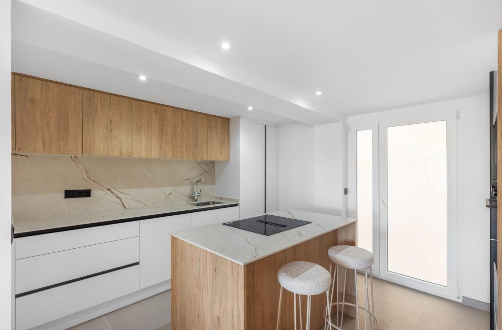 Resale - Apartment - Torrevieja - La Mata pueblo