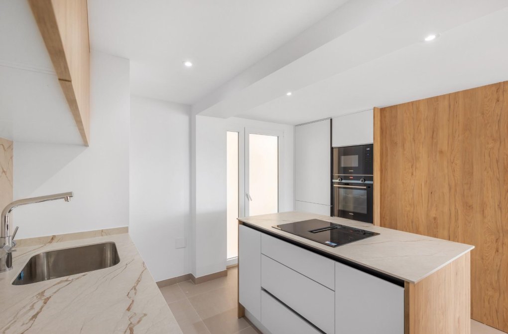 Resale - Apartment - Torrevieja - La Mata pueblo