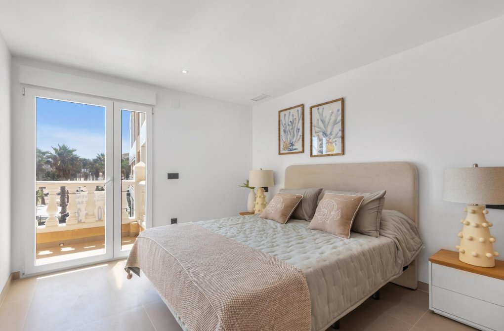 Resale - Apartment - Torrevieja - La Mata pueblo