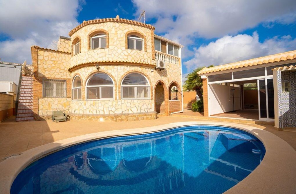 Rynek wtórny - Willa - Orihuela Costa - Los Almendros-La Florida