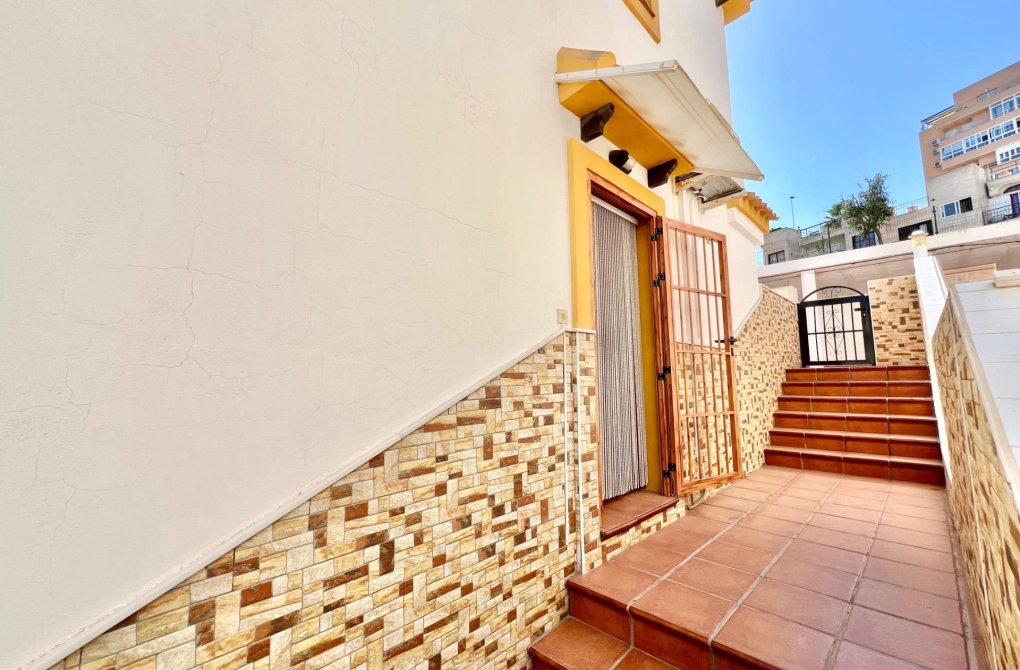 Rynek wtórny - Pół - Torrevieja - Cabo cervera