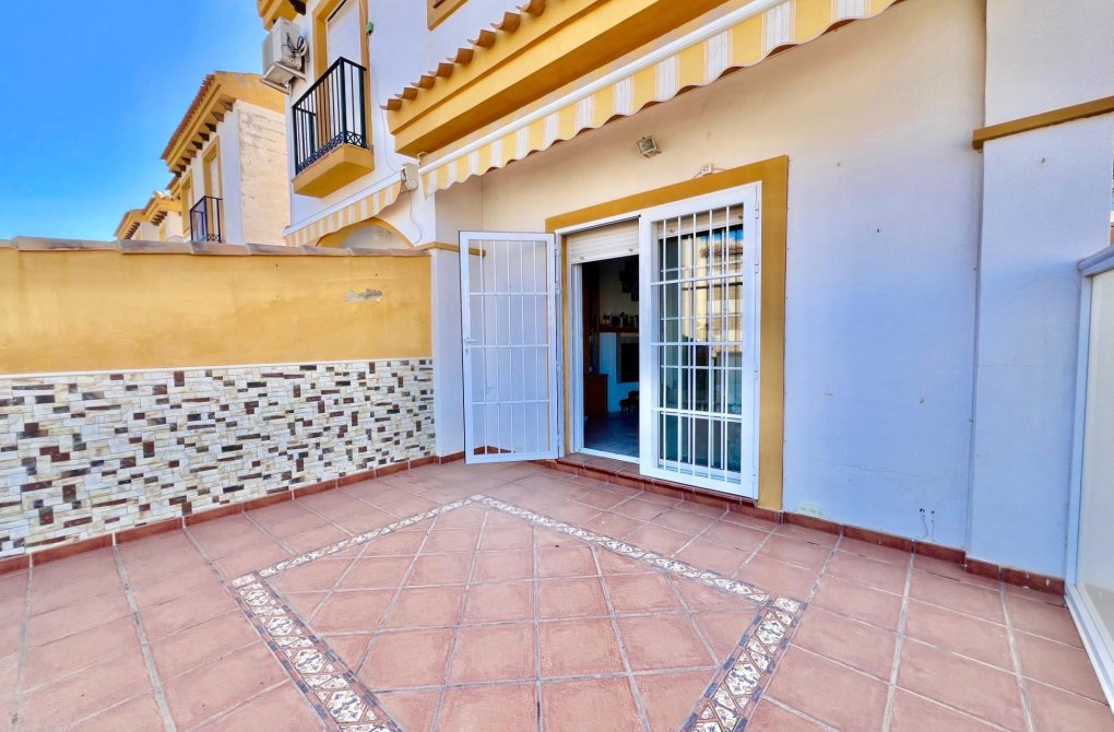 Rynek wtórny - Pół - Torrevieja - Cabo cervera