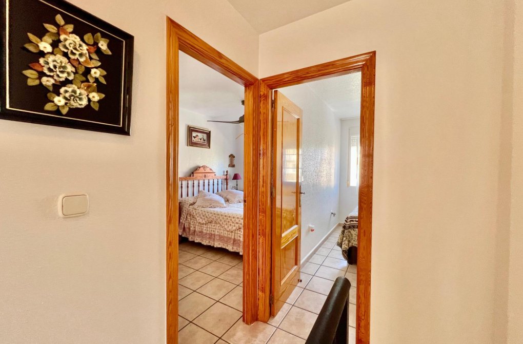 Rynek wtórny - Pół - Torrevieja - Cabo cervera