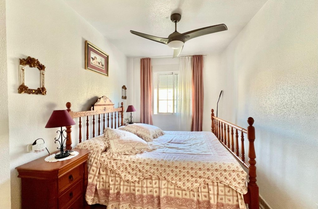 Rynek wtórny - Pół - Torrevieja - Cabo cervera