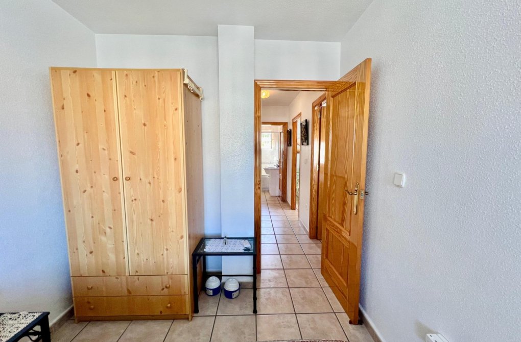 Rynek wtórny - Pół - Torrevieja - Cabo cervera