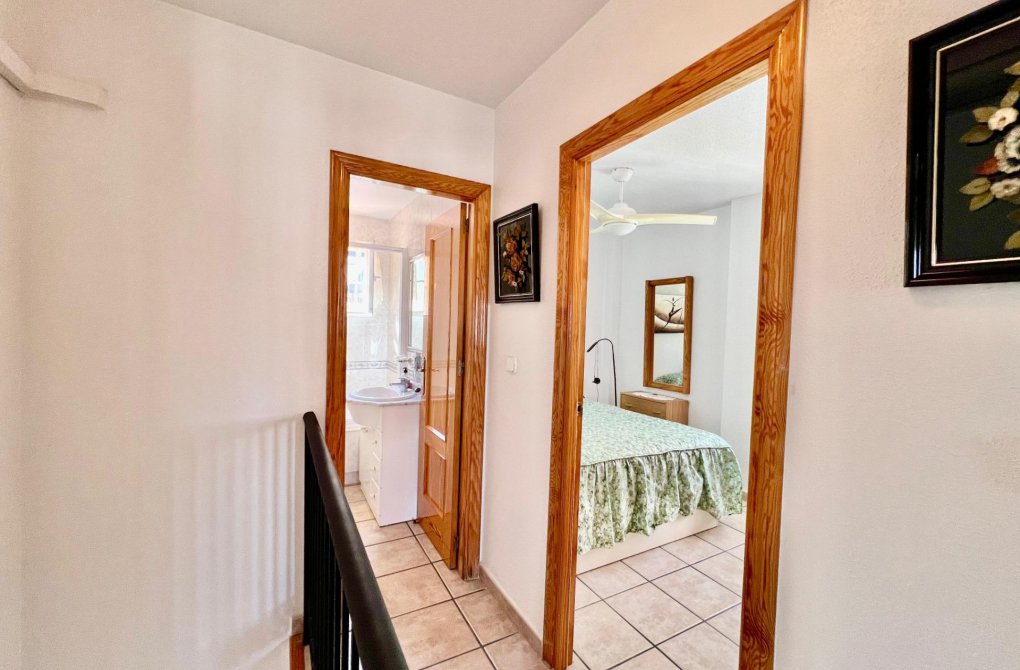 Rynek wtórny - Pół - Torrevieja - Cabo cervera