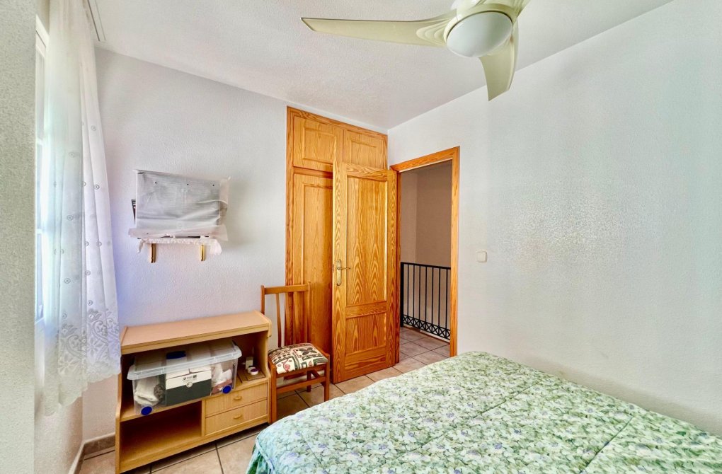 Rynek wtórny - Pół - Torrevieja - Cabo cervera