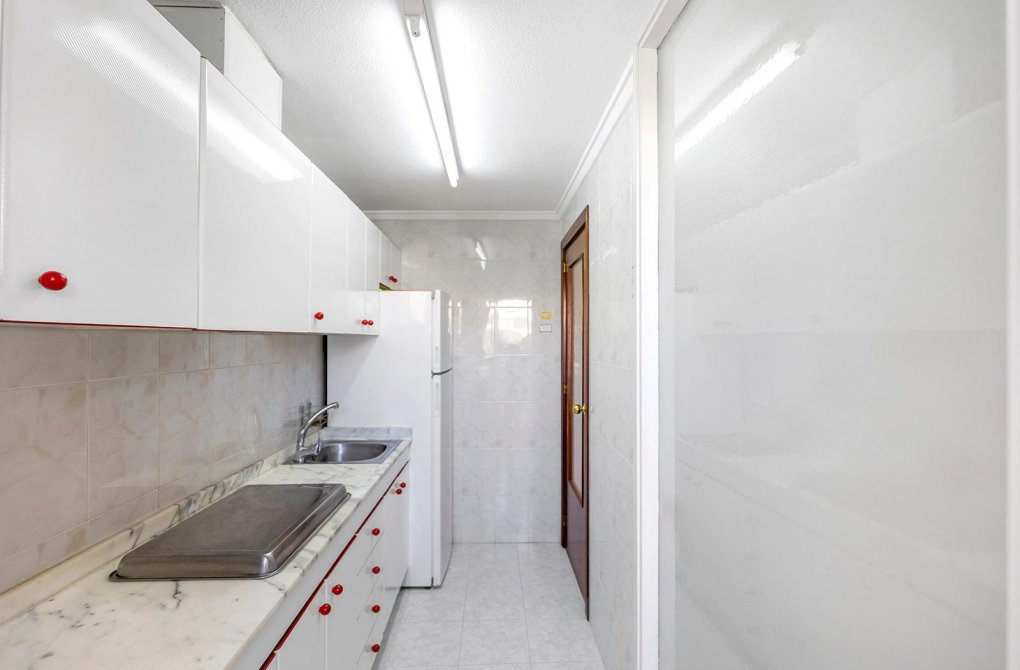 Resale - Apartment - Torrevieja - Centro