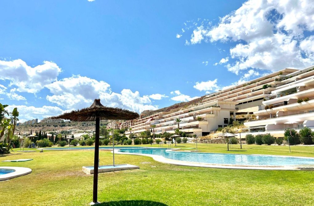 Resale - Apartment - Mutxamel - Club De Golf Bonalba
